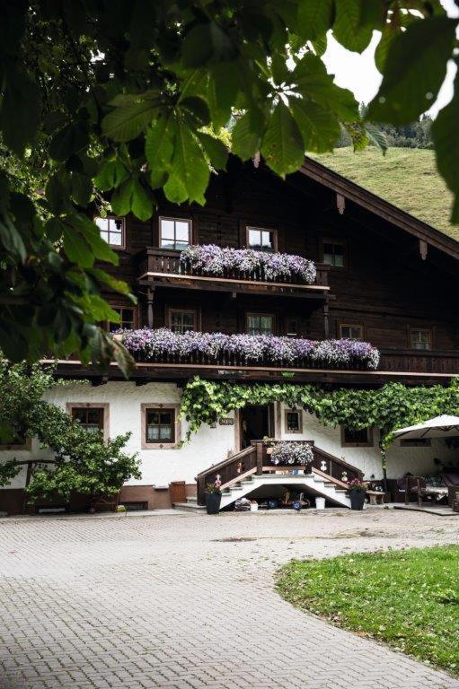 Hochwart Hof Bed & Breakfast Bed & Breakfast Заалбах-Хинтерглем Екстериор снимка