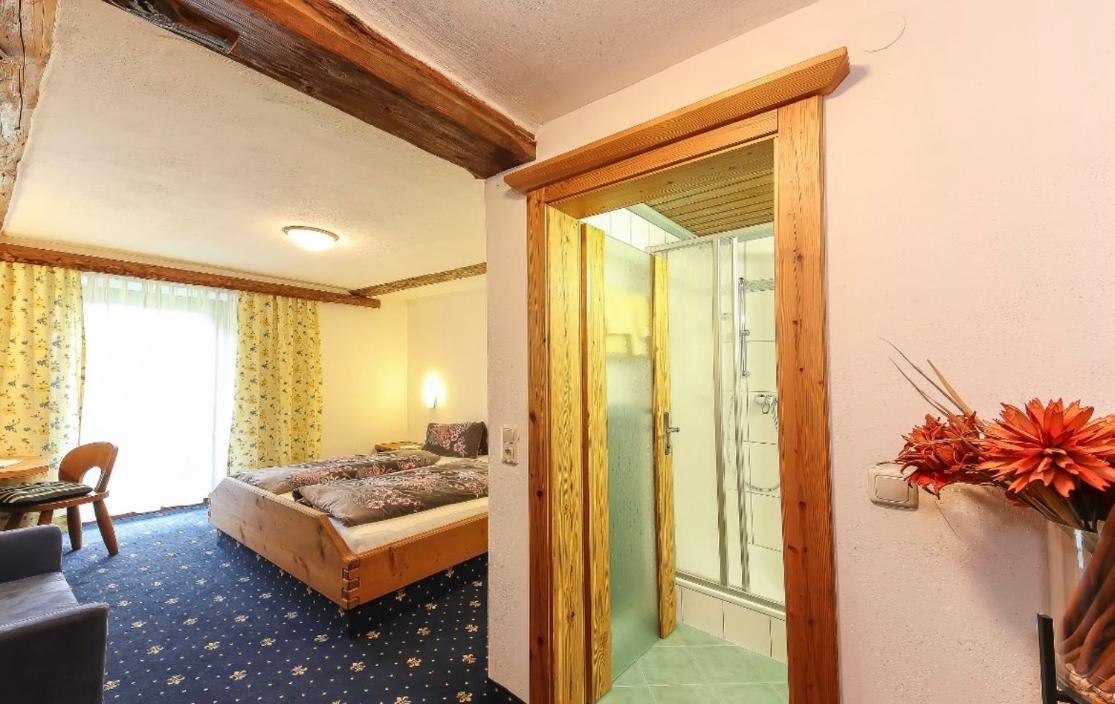 Hochwart Hof Bed & Breakfast Bed & Breakfast Заалбах-Хинтерглем Екстериор снимка